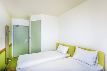 Ibis Budget Fawkner - Whitsundays Accommodation 30