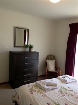 Australian Home Away @ East Doncaster George - Whitsundays Accommodation 4