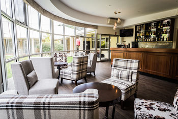 Foothills Conference Centre - Whitsundays Accommodation 0