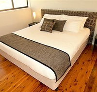 Wine Country Villas - Whitsundays Accommodation