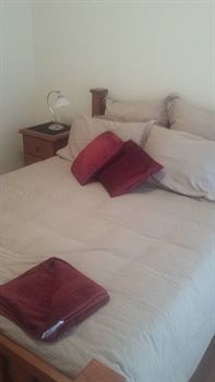 Australian Home Away @ East Doncaster Andersons Creek 1 - Whitsundays Accommodation 14