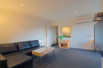 Park Squire Motor Inn And Serviced Apartments - Whitsundays Accommodation 31