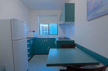 Park Squire Motor Inn And Serviced Apartments - Whitsundays Accommodation 42