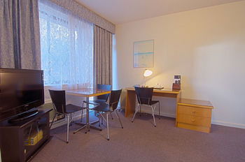 Park Squire Motor Inn And Serviced Apartments - Whitsundays Accommodation 45