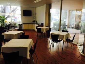 Park Squire Motor Inn And Serviced Apartments - Whitsundays Accommodation 60