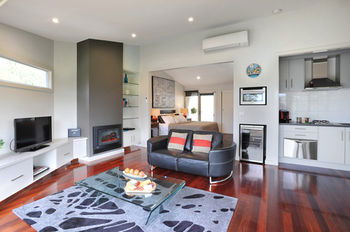 Araluen Villas - Whitsundays Accommodation 15