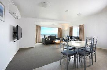 Harbourview Serviced Apartments - Whitsundays Accommodation 3
