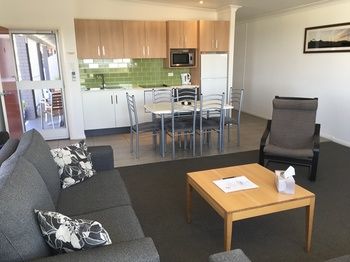 Harbourview Serviced Apartments - Whitsundays Accommodation 46