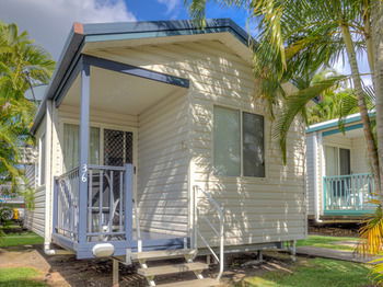 Alex Beach Cabins - Whitsundays Accommodation 15