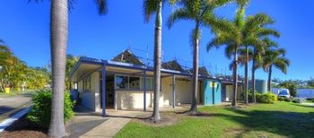 Alex Beach Cabins - Whitsundays Accommodation 24