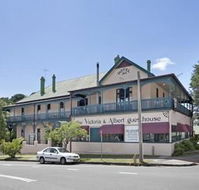 The Victoria amp Albert Guesthouse - Whitsundays Accommodation