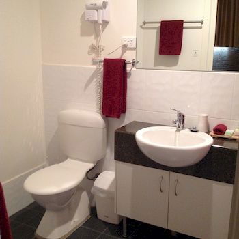 Ashton Townhouse Motel And Suites - Whitsundays Accommodation 10
