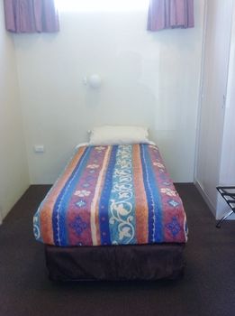 Ashton Townhouse Motel And Suites - Whitsundays Accommodation 18