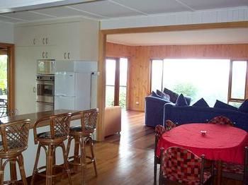 Top Cottage @ Maleny - Whitsundays Accommodation 1