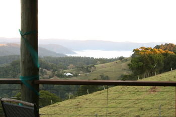 Top Cottage @ Maleny - Whitsundays Accommodation 7