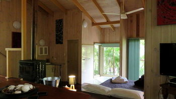 Treetops Accommodation Montville - Whitsundays Accommodation 65