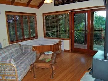 Maleny Tropical Retreat Balinese B&b - Whitsundays Accommodation 6