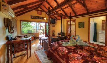 Maleny Tropical Retreat Balinese B&b - Whitsundays Accommodation 15