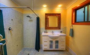 Maleny Tropical Retreat Balinese B&b - Whitsundays Accommodation 16