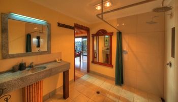Maleny Tropical Retreat Balinese B&b - Whitsundays Accommodation 47
