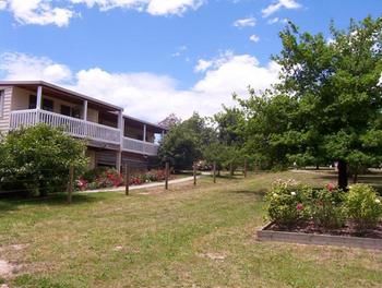 Yarraglen BnB - Whitsundays Accommodation 9