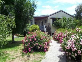 Yarraglen BnB - Whitsundays Accommodation 10