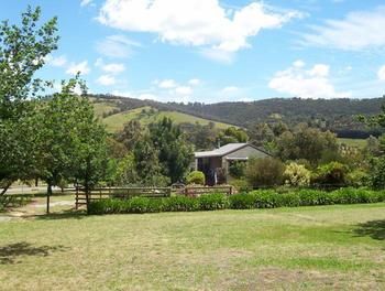 Yarraglen BnB - Whitsundays Accommodation 11