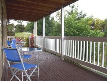 Yarraglen BnB - Whitsundays Accommodation 16