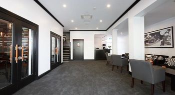 CH On Peel Boutique Hotel - Whitsundays Accommodation 21