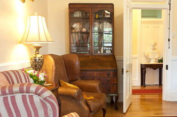 Maleny Lodge - Whitsundays Accommodation 6