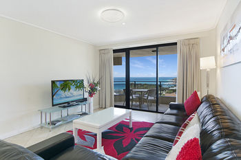 Clubb Coolum Beach Resort - Whitsundays Accommodation 12