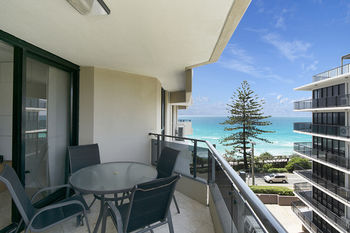 Clubb Coolum Beach Resort - Whitsundays Accommodation 13