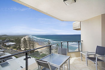Clubb Coolum Beach Resort - Whitsundays Accommodation 23