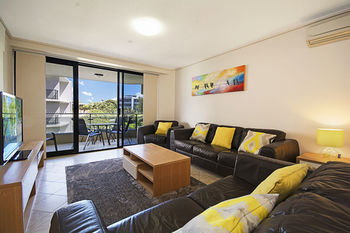 Clubb Coolum Beach Resort - Whitsundays Accommodation 31