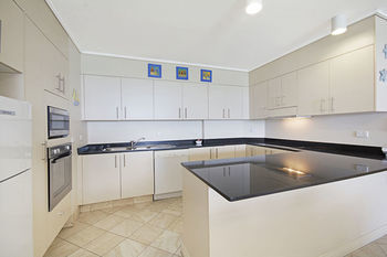 Clubb Coolum Beach Resort - Whitsundays Accommodation 38
