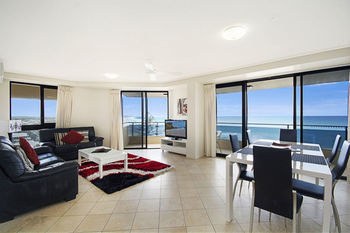 Clubb Coolum Beach Resort - Whitsundays Accommodation 46