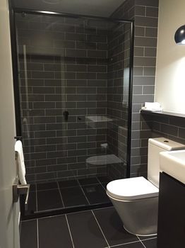 Bayside Towers Serviced Apartments - Whitsundays Accommodation 1