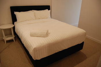 Bayside Towers Serviced Apartments - Whitsundays Accommodation 3
