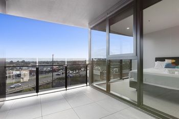 Bayside Towers Serviced Apartments - Whitsundays Accommodation 8