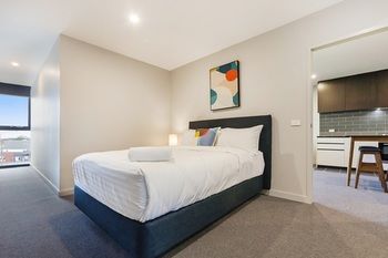 Bayside Towers Serviced Apartments - Whitsundays Accommodation 12
