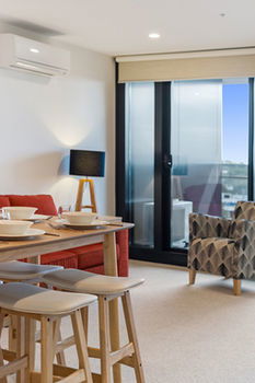 Bayside Towers Serviced Apartments - Whitsundays Accommodation 19