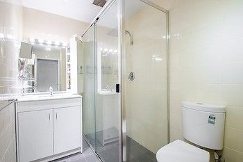 Darlinghurst 17 Oxf Furnished Apartment - Whitsundays Accommodation 2