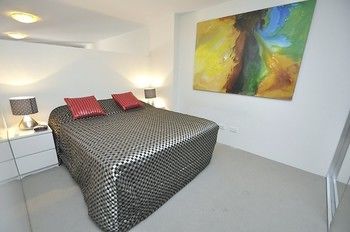 Darlinghurst 17 Oxf Furnished Apartment - Whitsundays Accommodation 3