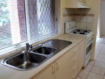 Glen Apartments Melbourne - Whitsundays Accommodation 12