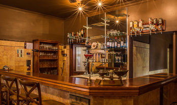 Segenhoe Inn Historic Bed & Breakfast - Whitsundays Accommodation 2