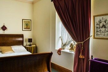 Segenhoe Inn Historic Bed & Breakfast - Whitsundays Accommodation 9