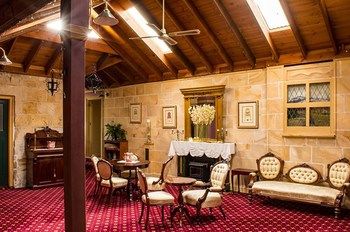 Segenhoe Inn Historic Bed & Breakfast - Whitsundays Accommodation 10