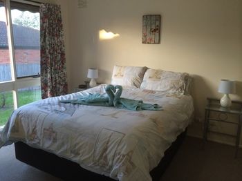 Australian Home Away At East Doncaster - Whitsundays Accommodation 3