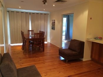 Australian Home Away At East Doncaster - Whitsundays Accommodation 8
