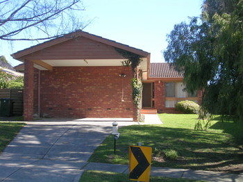 Australian Home Away At East Doncaster - Whitsundays Accommodation 12